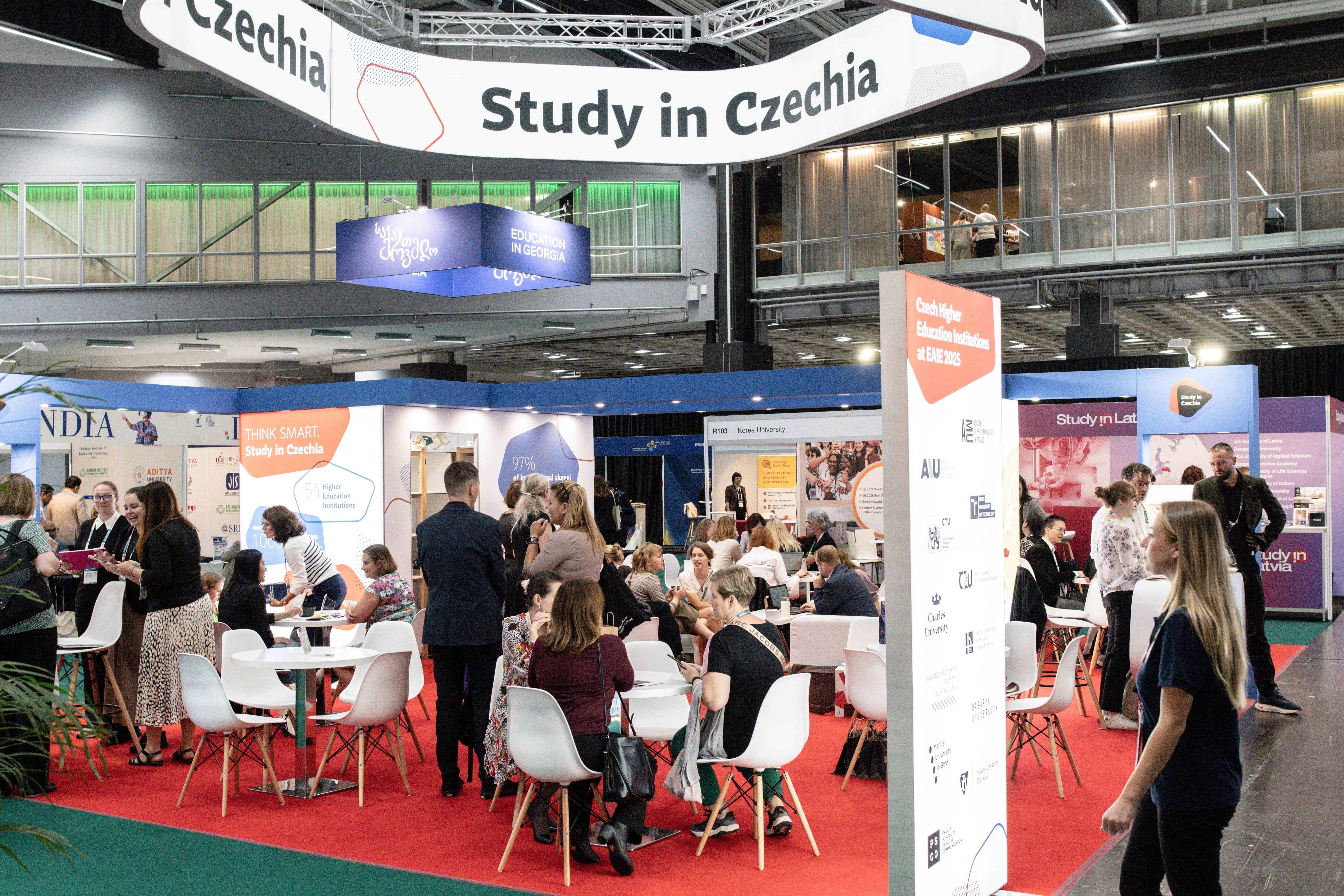 Český stánek Study in Czechia. Foto: Dominik Patzneer/DZS